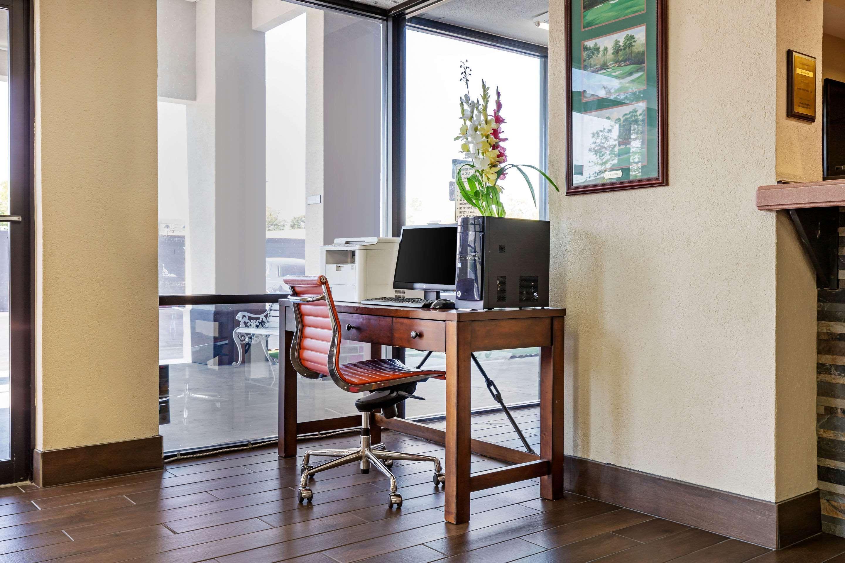 Econo Lodge Augusta, Downtown Ngoại thất bức ảnh